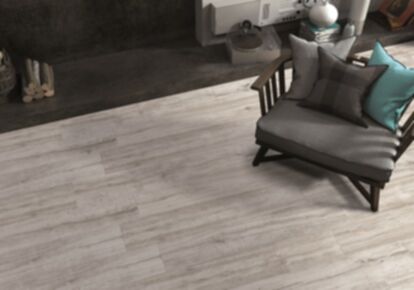 Wild Blanco 9.5x34.5 Porcelain wood tile