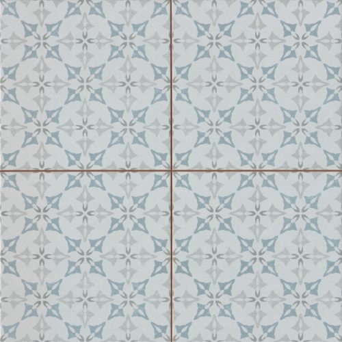 REMINISCE PATIO 18X18