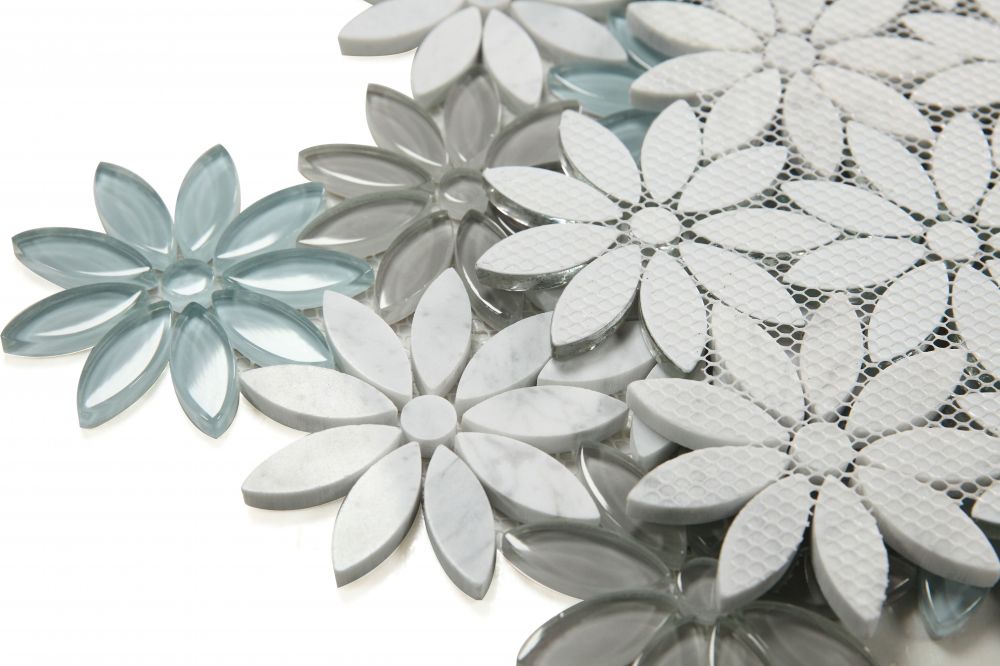 Daisy White Sky 10 x 11.25 Mosaic - Image 4